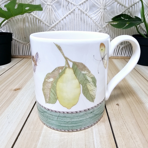 Wedgewood Sarah's Garden Large Mug - Picture 1 of 9